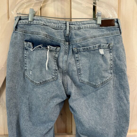 Hollister Curvy High-Rise Mom Jean 15R or 32x27 Light Wash Capri Stone Wash - Picture 5 of 15